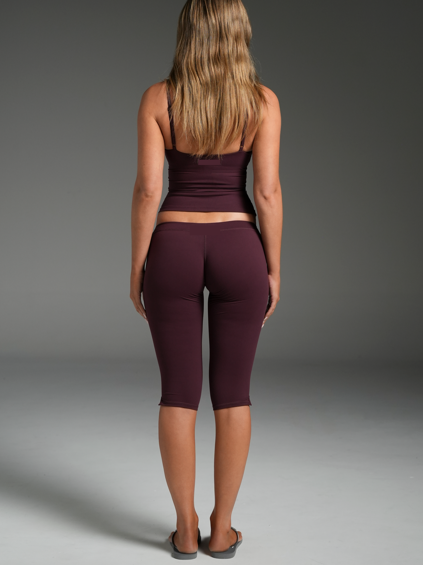 The Essential Low Waist Capris